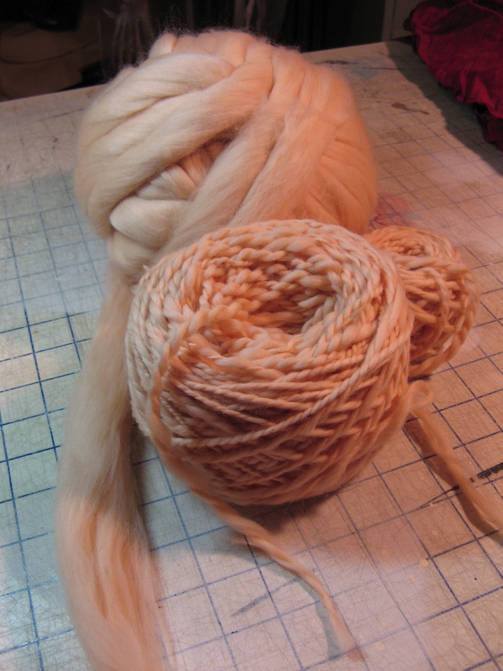 peach-commercial-dyed-roving-1.jpg